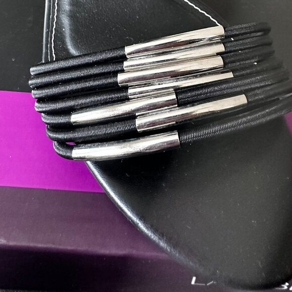 NWT Lane Bryant Strappy Black Wedge Sandals Size 8W - Picture 2 of 9